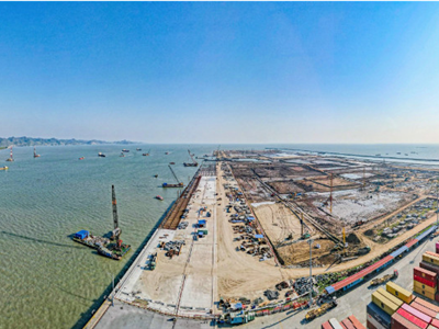 Đến năm 2027, có 8 bến cảng container tại Lạch Huyện . 